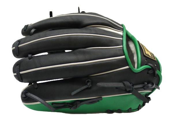 ZETT 11.75 inch Custom Glove for Mr. Hinahara