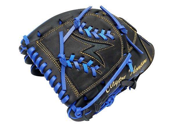 ZETT 11.5 inch Custom Glove for Mr. Thompson