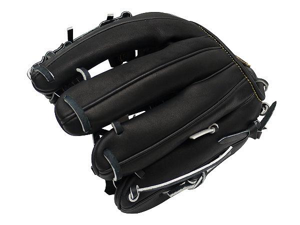 ZETT Pro Japan Steerhide 11.5 inch Black Infielder Glove