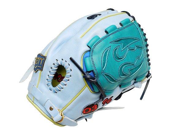 Taiwan Baseball - ZETT, HATAKEYAMA, SSK, HI-GOLD, WOODZ, TWB