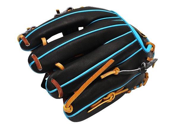 ZETT Pro Model Elite 11.5 inch Infielder Glove - Black/Skyblue