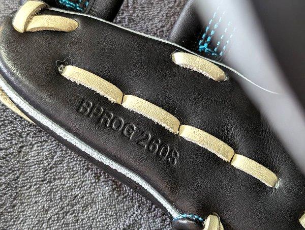 ZETT Prostatus Yoshikawa Naoki Special Edition 11.5 inch Infielder Glove