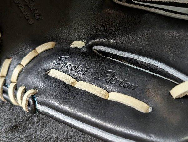 ZETT Prostatus Yoshikawa Naoki Special Edition 11.5 inch Infielder Glove