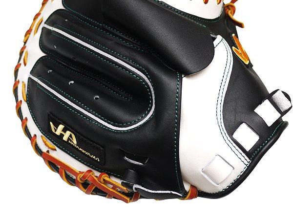HATAKEYAMA Kin Series Hikaru Ito Model 33 inch Catcher Mitt - Black/White