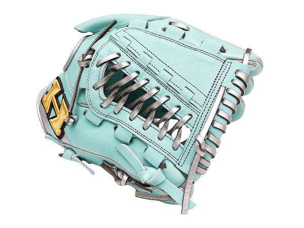 HI-GOLD Shin-Kyoku Series 11.75 inch Pitcher Glove - Mint Blue